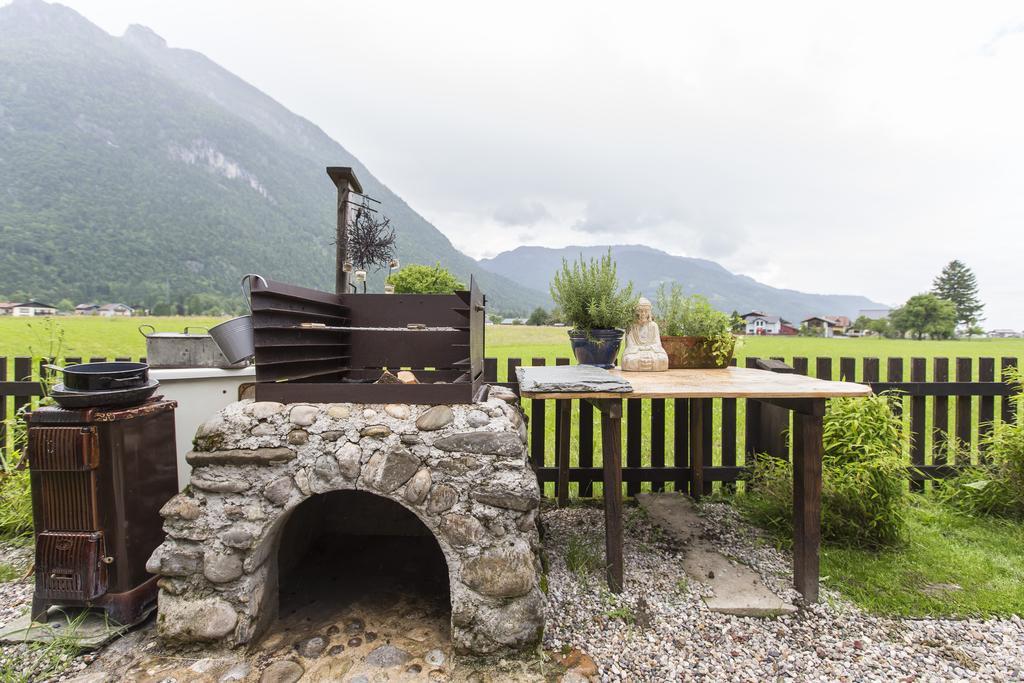 Forest Chalet, 15 Min To Salzburg Olt Town, And Most Beautiful Lakes, Secluded Location, 1,000 Sqm Garden, Mountainview, Panorama Sauna, Bath Whirlpool, Bbq&Bikes&Sunbeds For Free, Up To 10 P Голлінг-ан-дер-Зальцах Екстер'єр фото