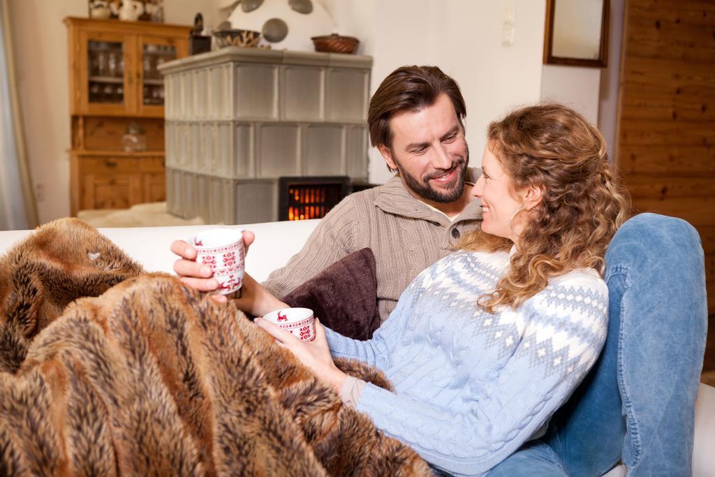 Forest Chalet, 15 Min To Salzburg Olt Town, And Most Beautiful Lakes, Secluded Location, 1,000 Sqm Garden, Mountainview, Panorama Sauna, Bath Whirlpool, Bbq&Bikes&Sunbeds For Free, Up To 10 P Голлінг-ан-дер-Зальцах Екстер'єр фото